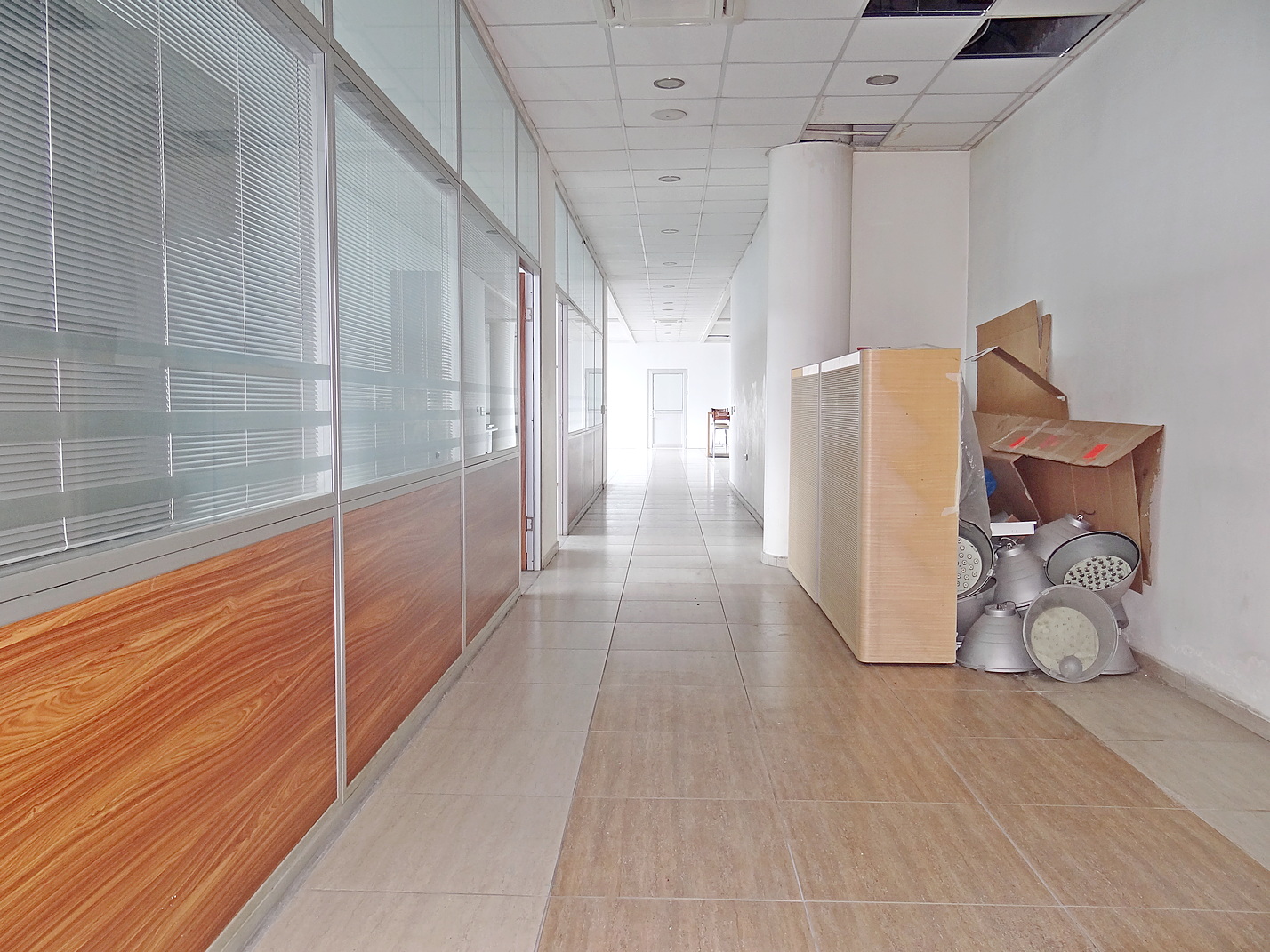 Konya Yolu Cepheli Süper Lokasyonda Kiralık Tam Kat Ofis